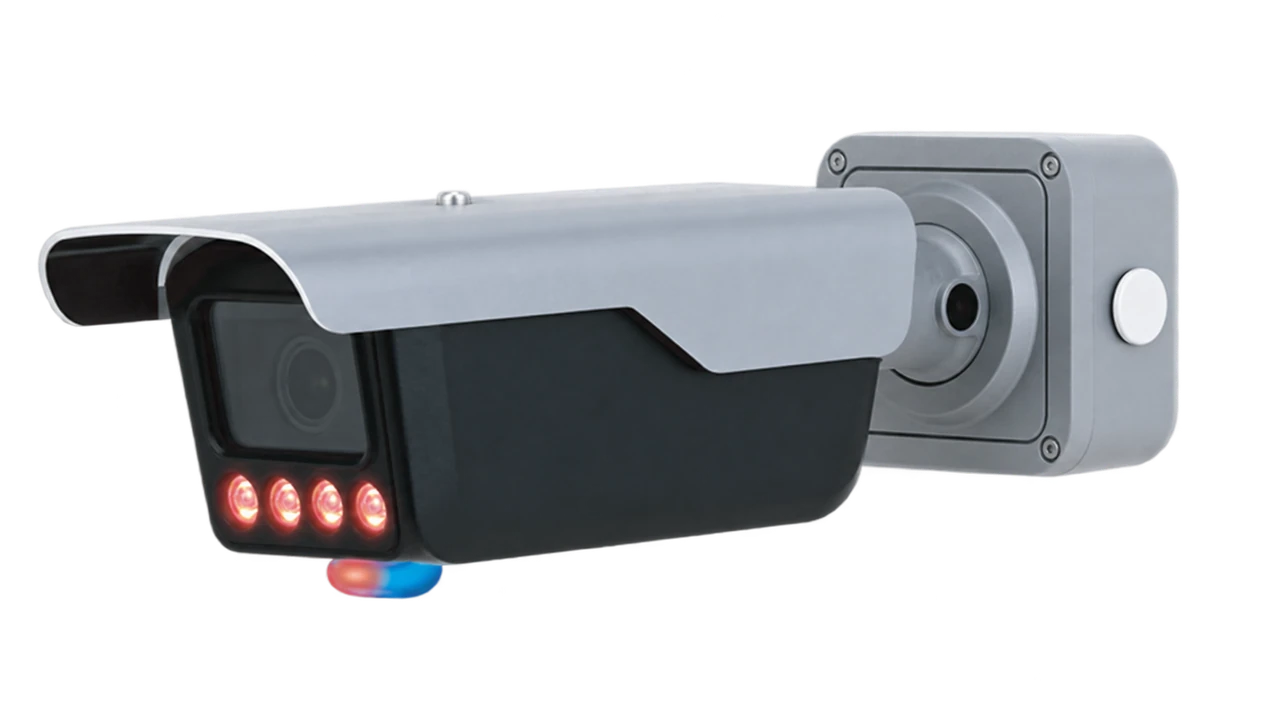 Vehicle-lane plate recognition camera reference